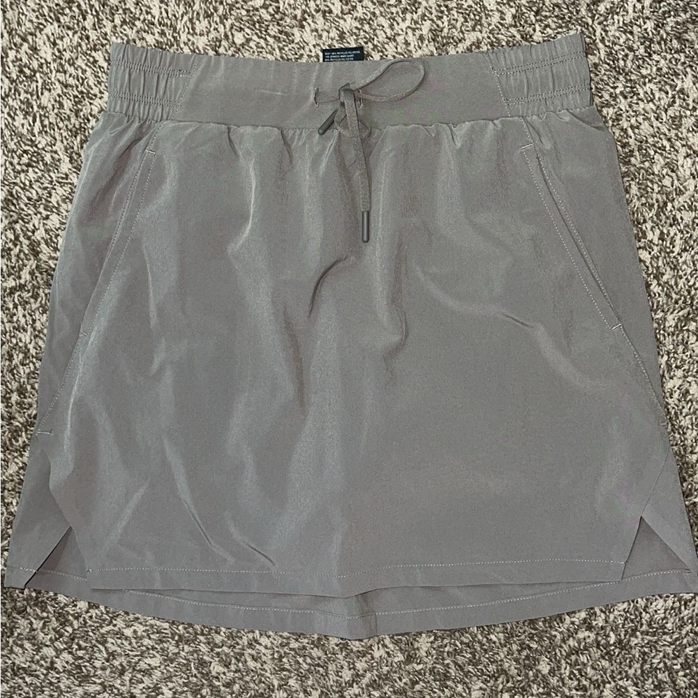 All in motion skirt